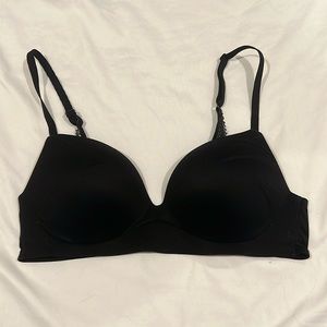 34B Victoria’s Secret Wireless Bra